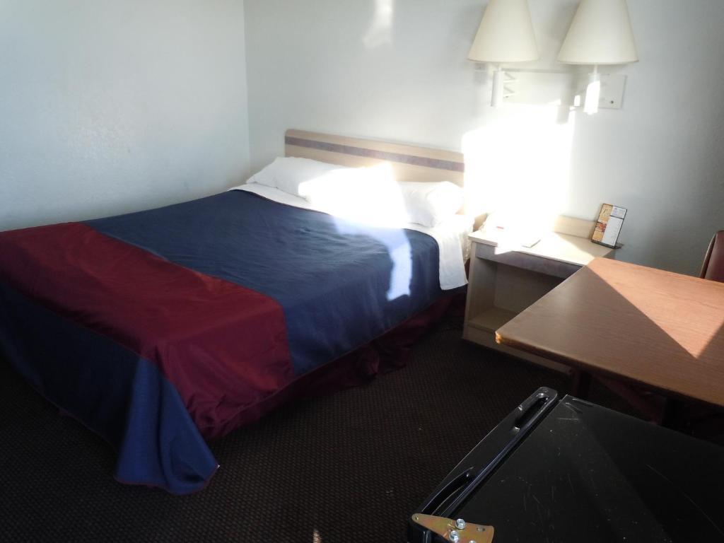 Travelodge By Wyndham Grand Rapids North Walker Chambre photo