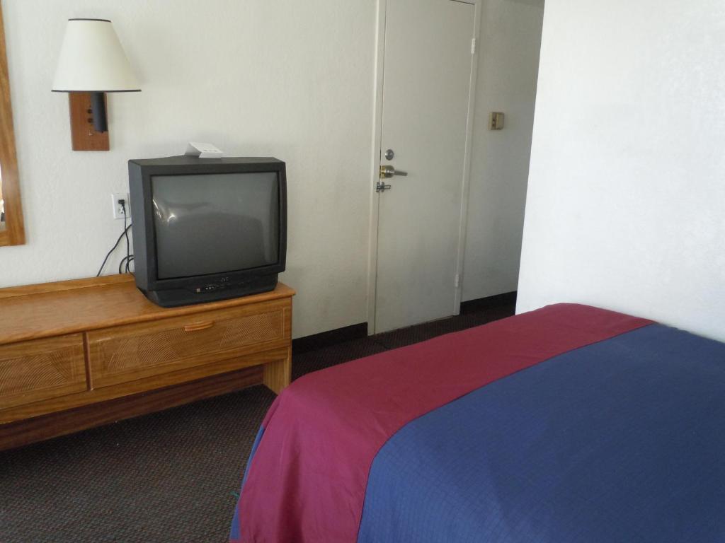 Travelodge By Wyndham Grand Rapids North Walker Chambre photo